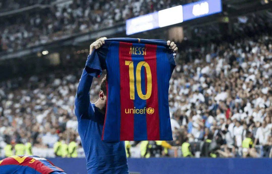 梅西迎来十五赛季高光表现，RNG球迷沸腾！(梅西最新消息)